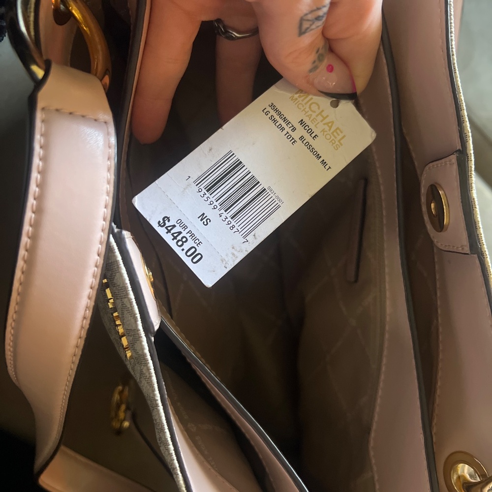 Michael Kors Nicole Large Shoulder Bag - Picture 3 of 3